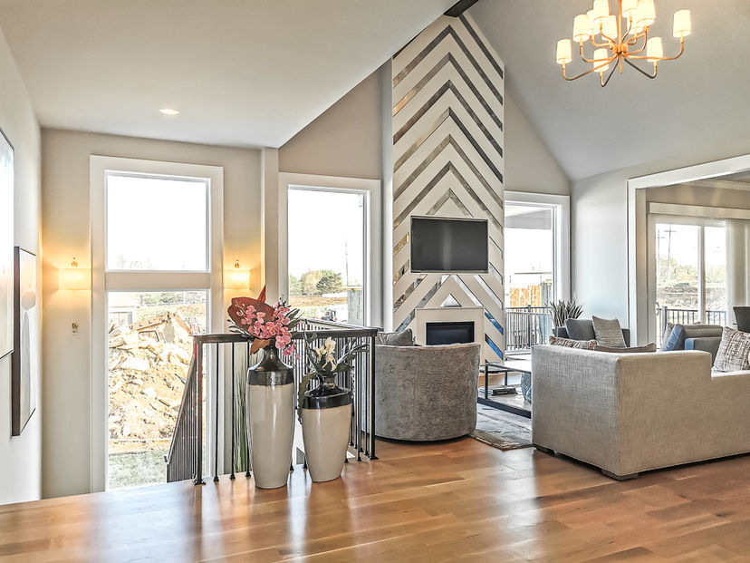 Don Julian Builders, Inc. — 10312 W 151st Pl