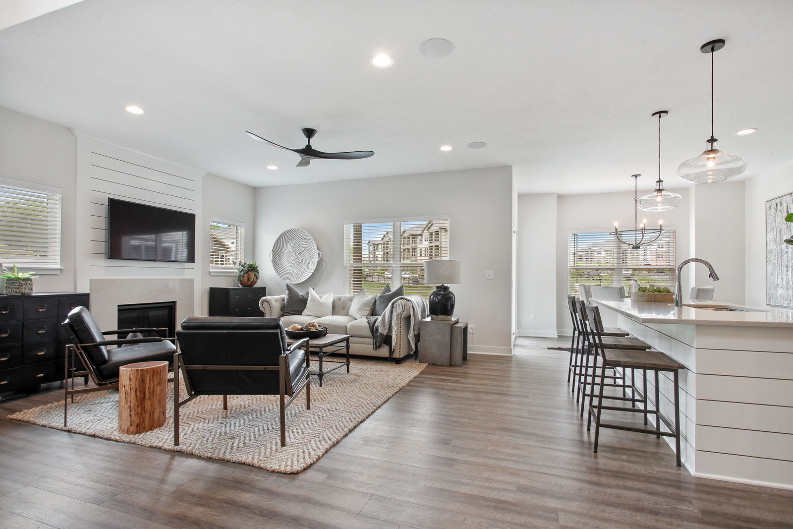 MOJO Built, LLC — 16228 Broadmoor