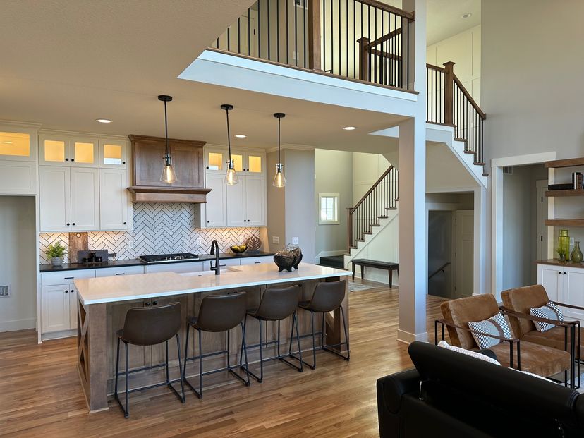 Aspen Home Builders LLC — 10622 N Mulberry St