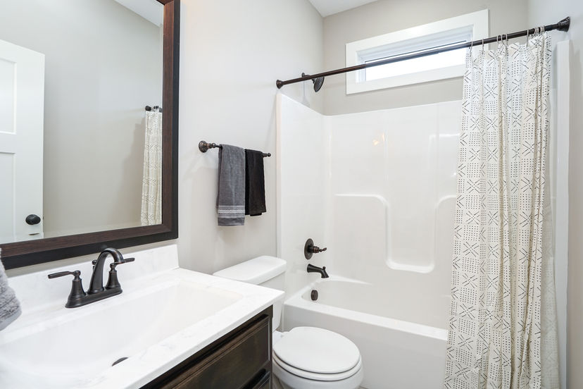 Lakeshore Homes LLC — 707 Apache Court