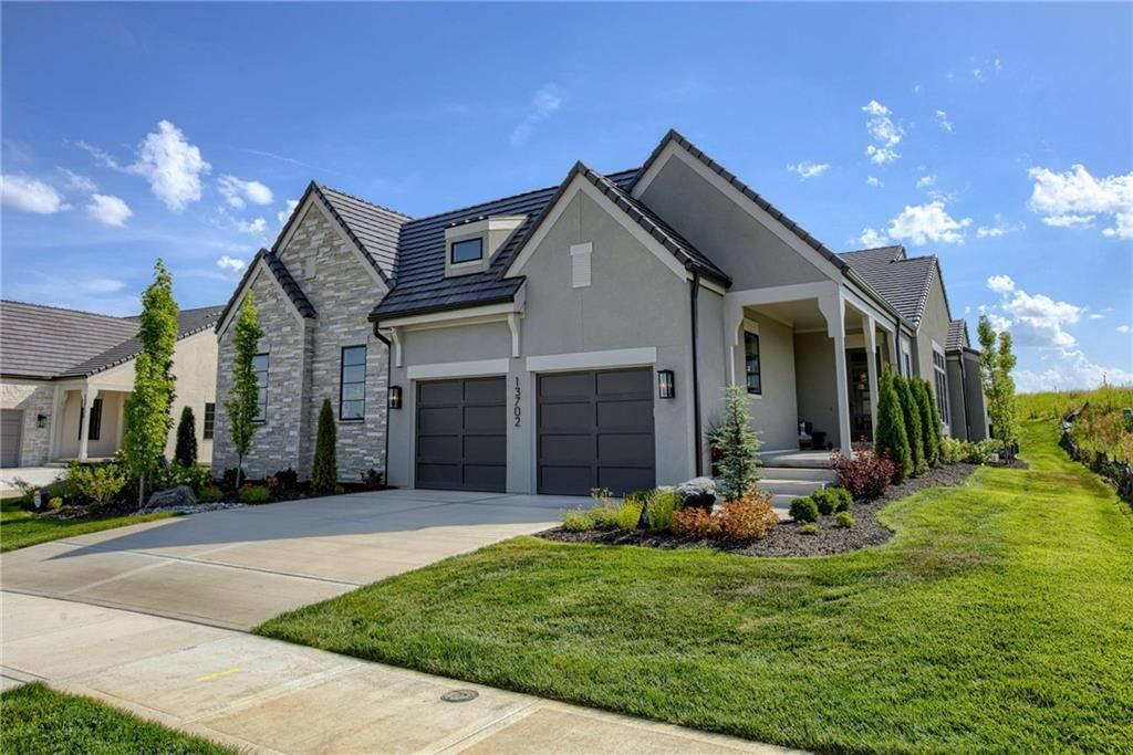 Lambie Homes — 13702 Pembroke Ln