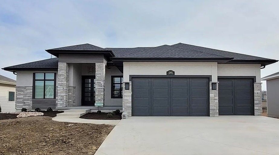 JFE Construction — 2504 NE Woodland Oak Cir