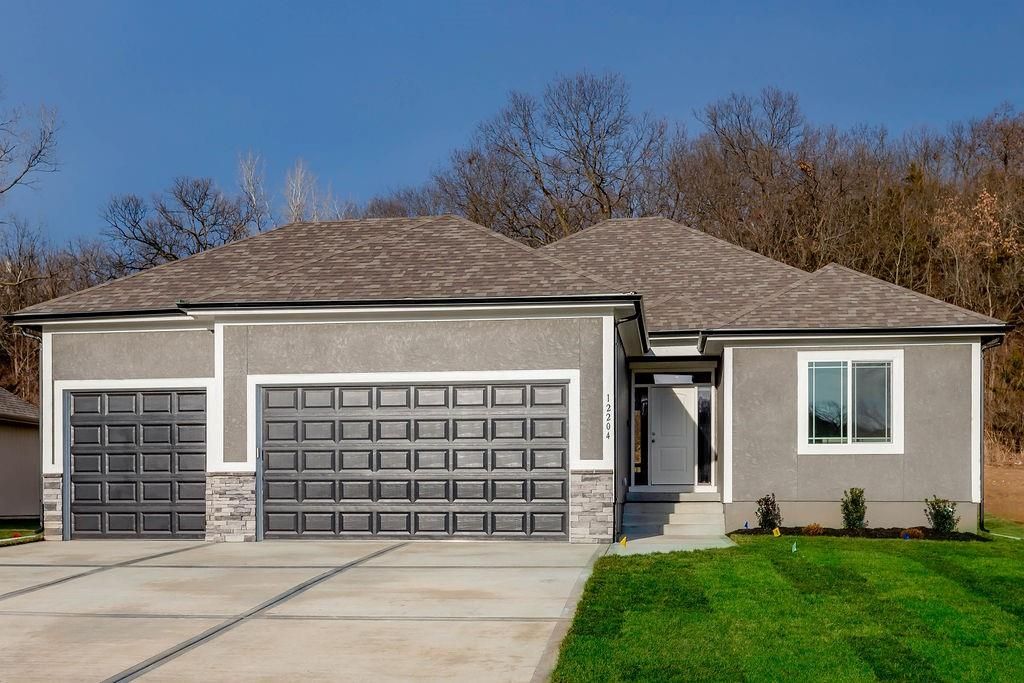 Dave Richards Homebuilding, Inc. — 2708 SW Summer Creek Pl