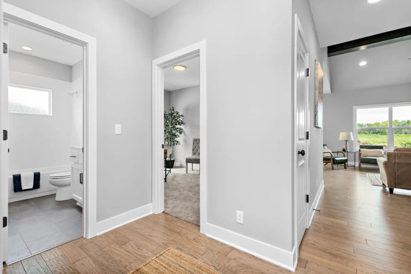 Lamendola Custom Homes LLC — 19632 W 196th St