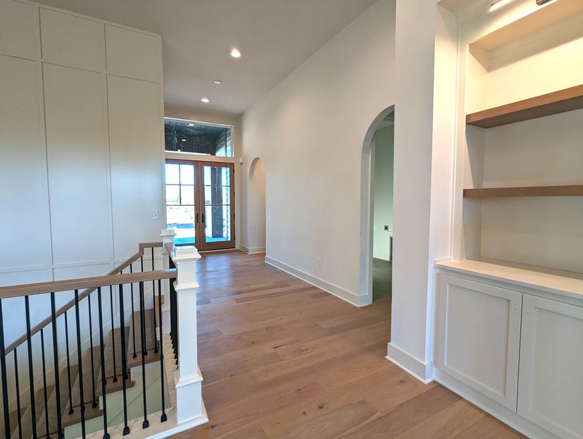 Roeser Homes — 16908 Hayes St