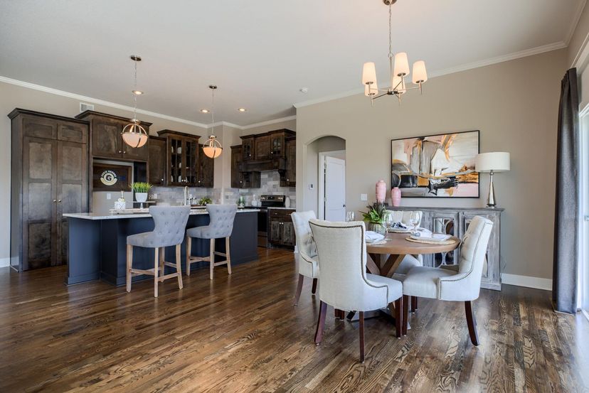 Chris George Homes — 16485 S Stagecoach St