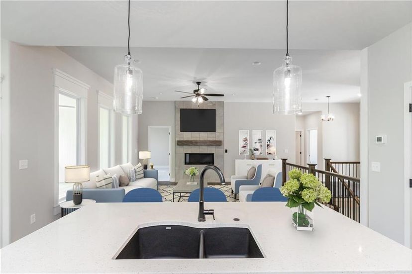 Dave Richards Homebuilding, Inc. — 204 SW Chelmsford Dr