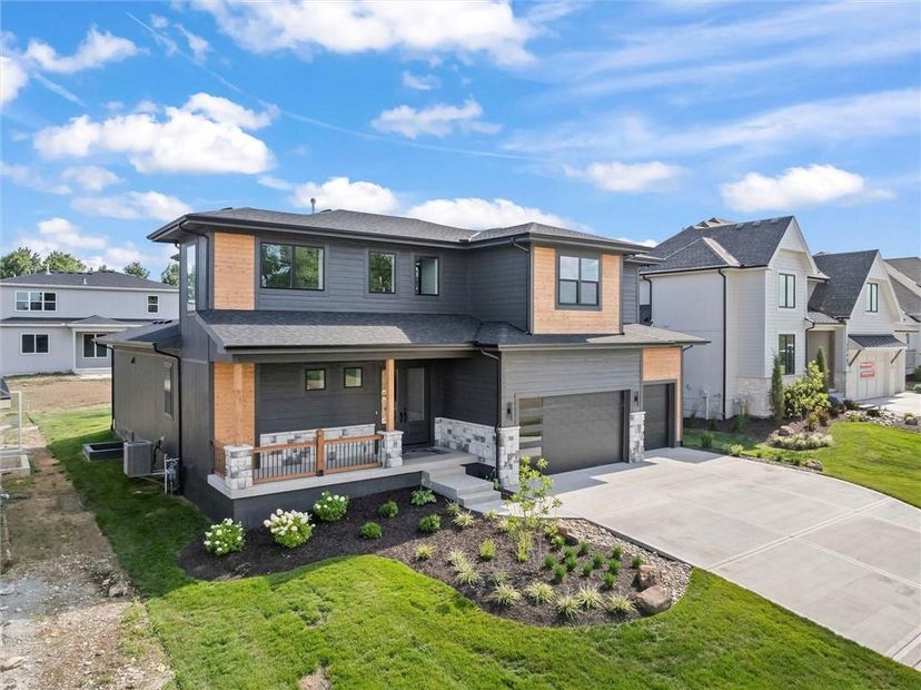 Lamendola Custom Homes LLC — 12403 W 183rd Ter