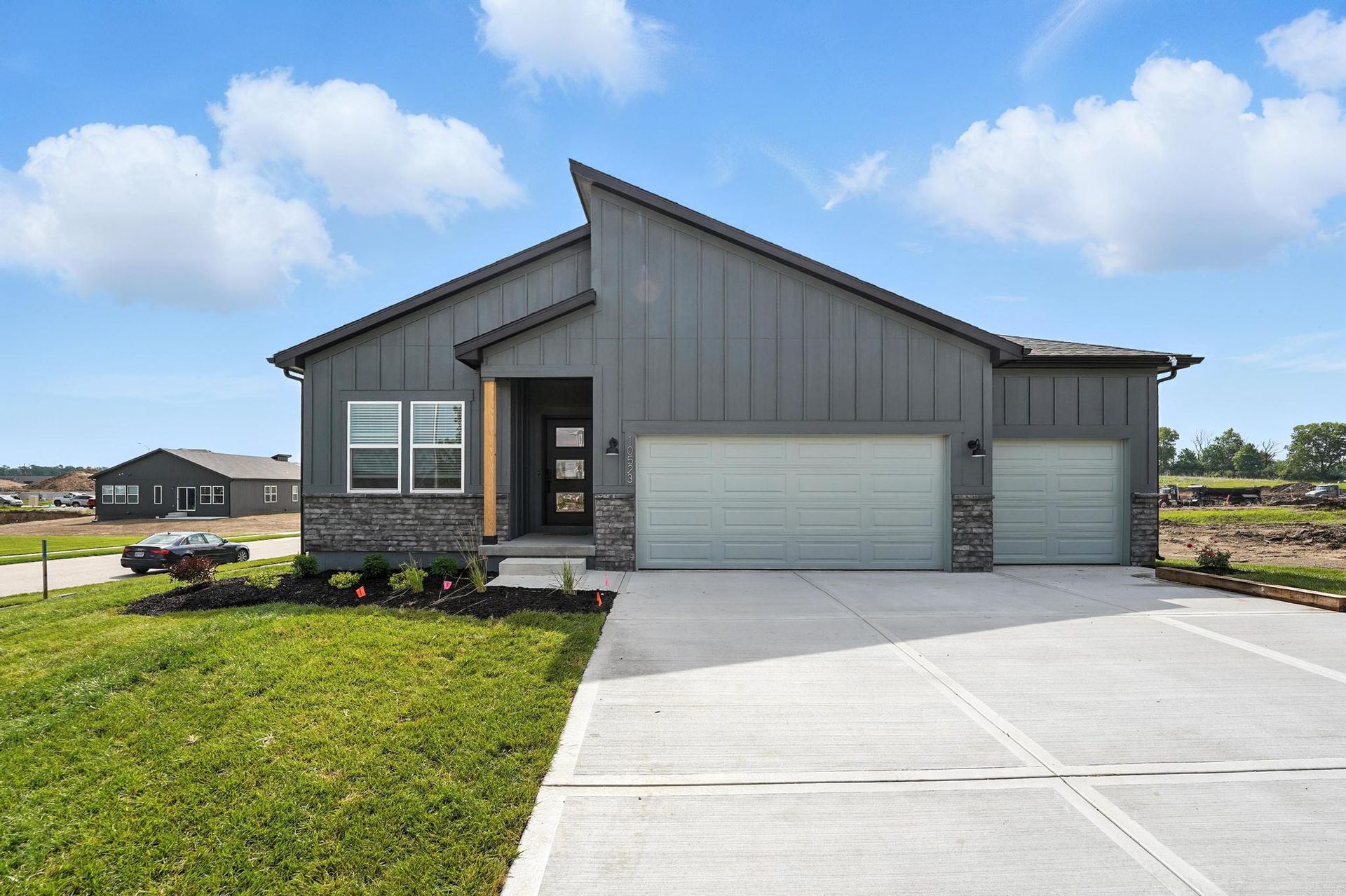 Summit Homes — 10523 N Jarboe St