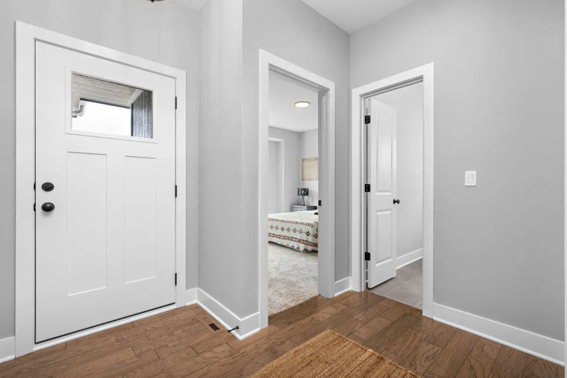 Lamendola Custom Homes LLC — 19632 W 196th St