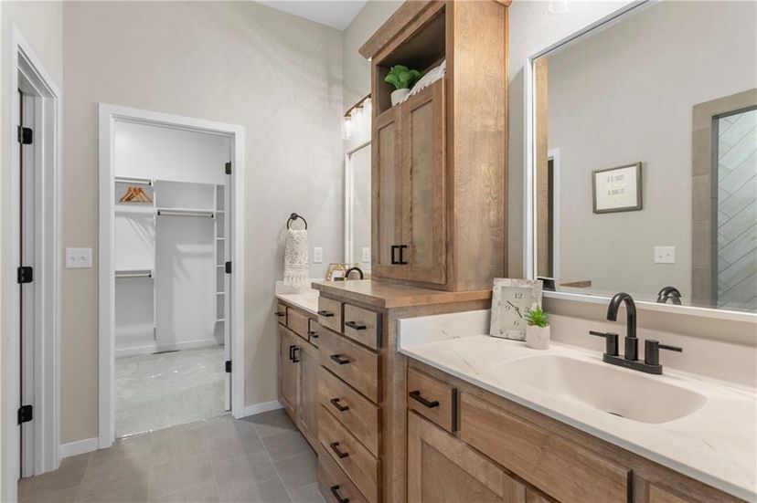 Dave Richards Homebuilding, Inc. — 2347 NE Skopelos Ct