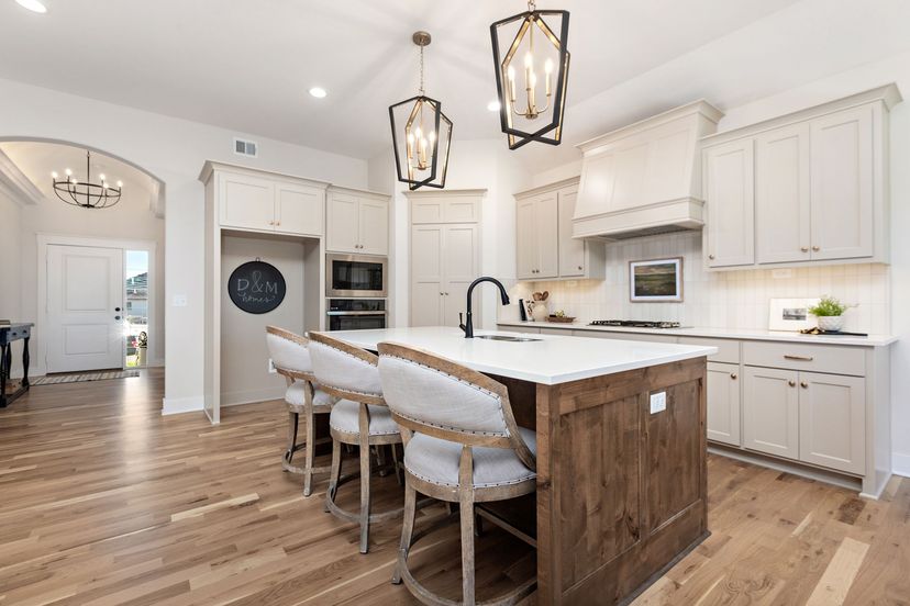 Mike Vankeirsbilck construction — 17744 S Brockway St