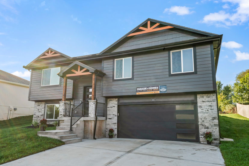 Graham Construction Company — 605 SE 21st St