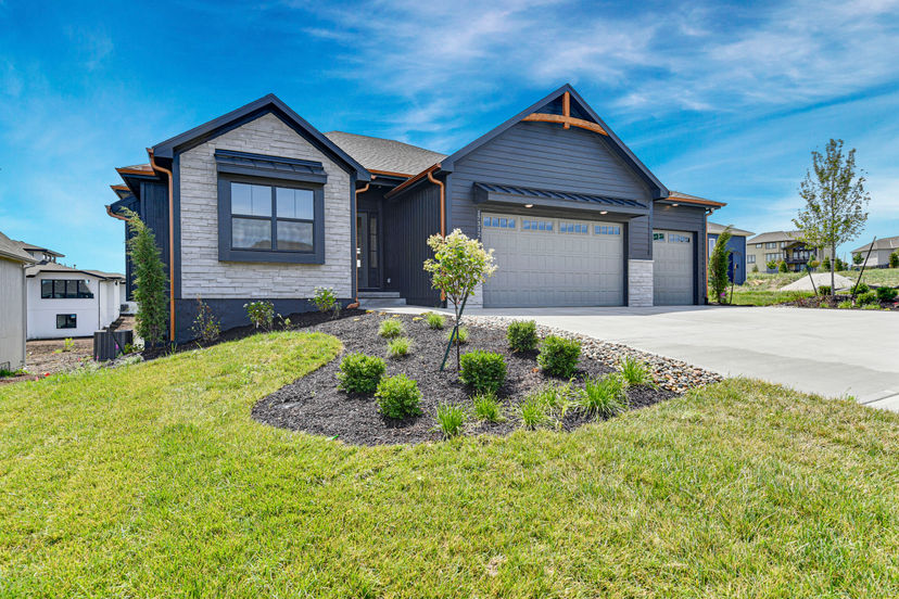Rob Washam Homes — 17312 Bradshaw St
