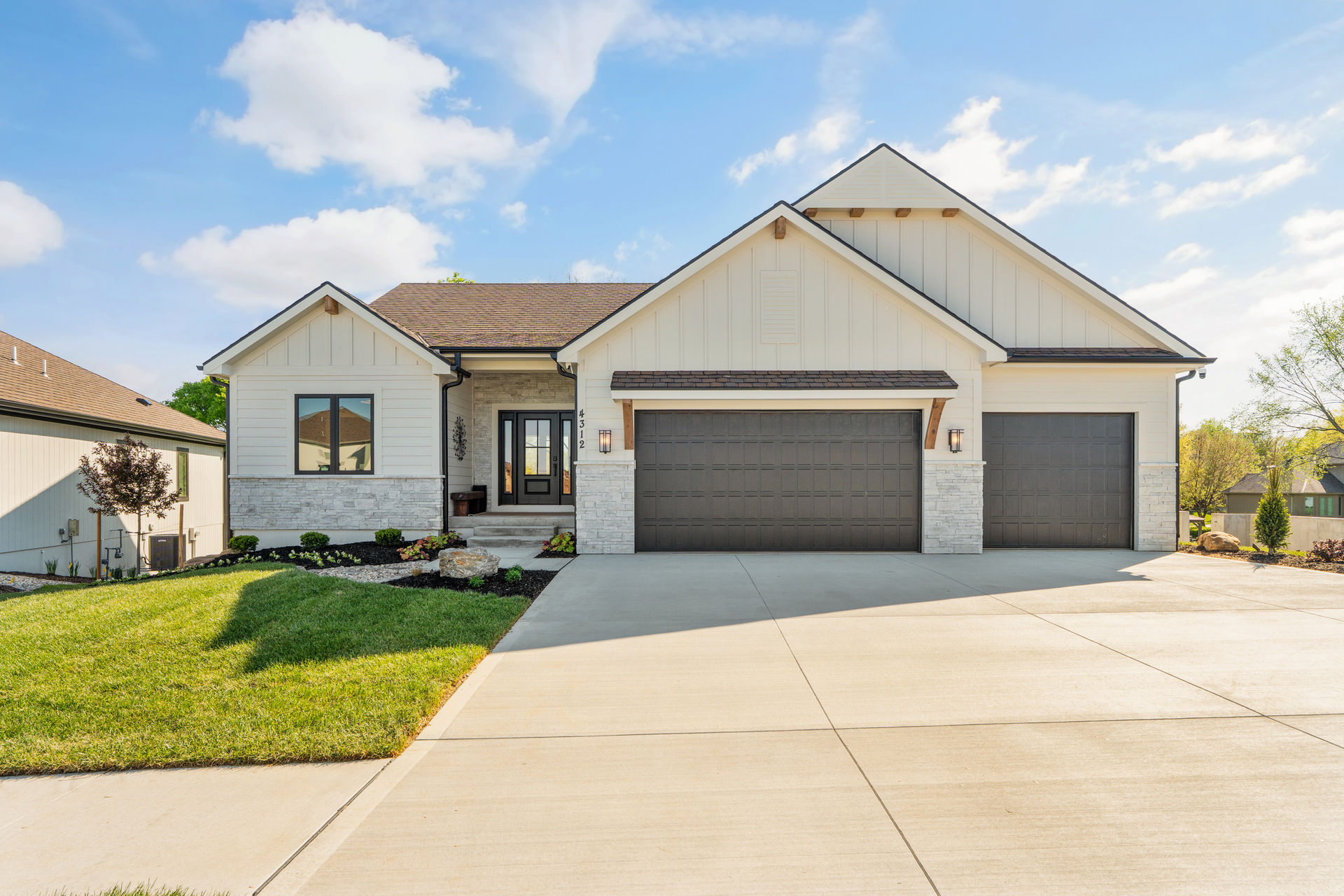McGraw Homes, Inc. — 4312 NE Hideaway Dr