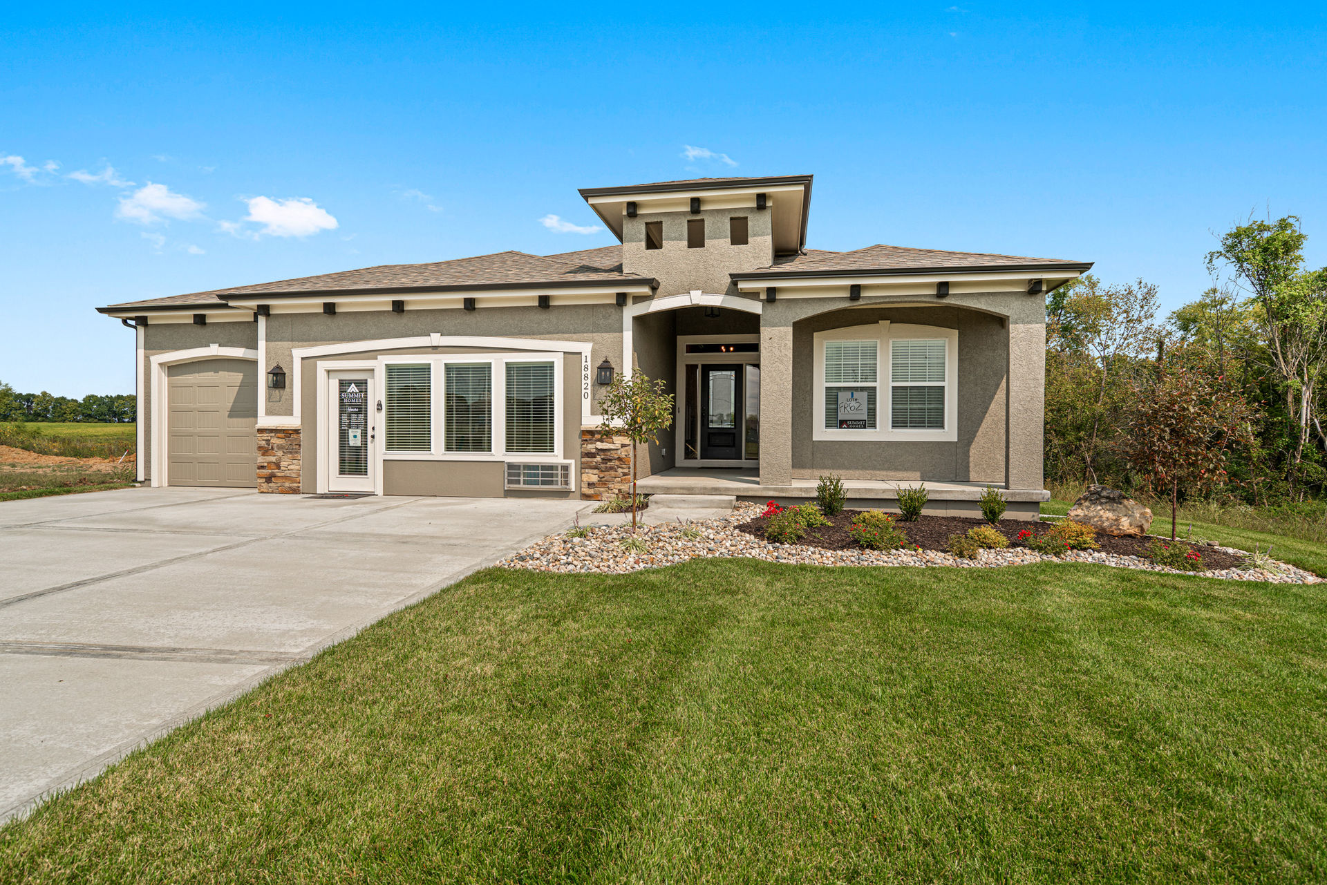 Summit Homes — 18820 189th St