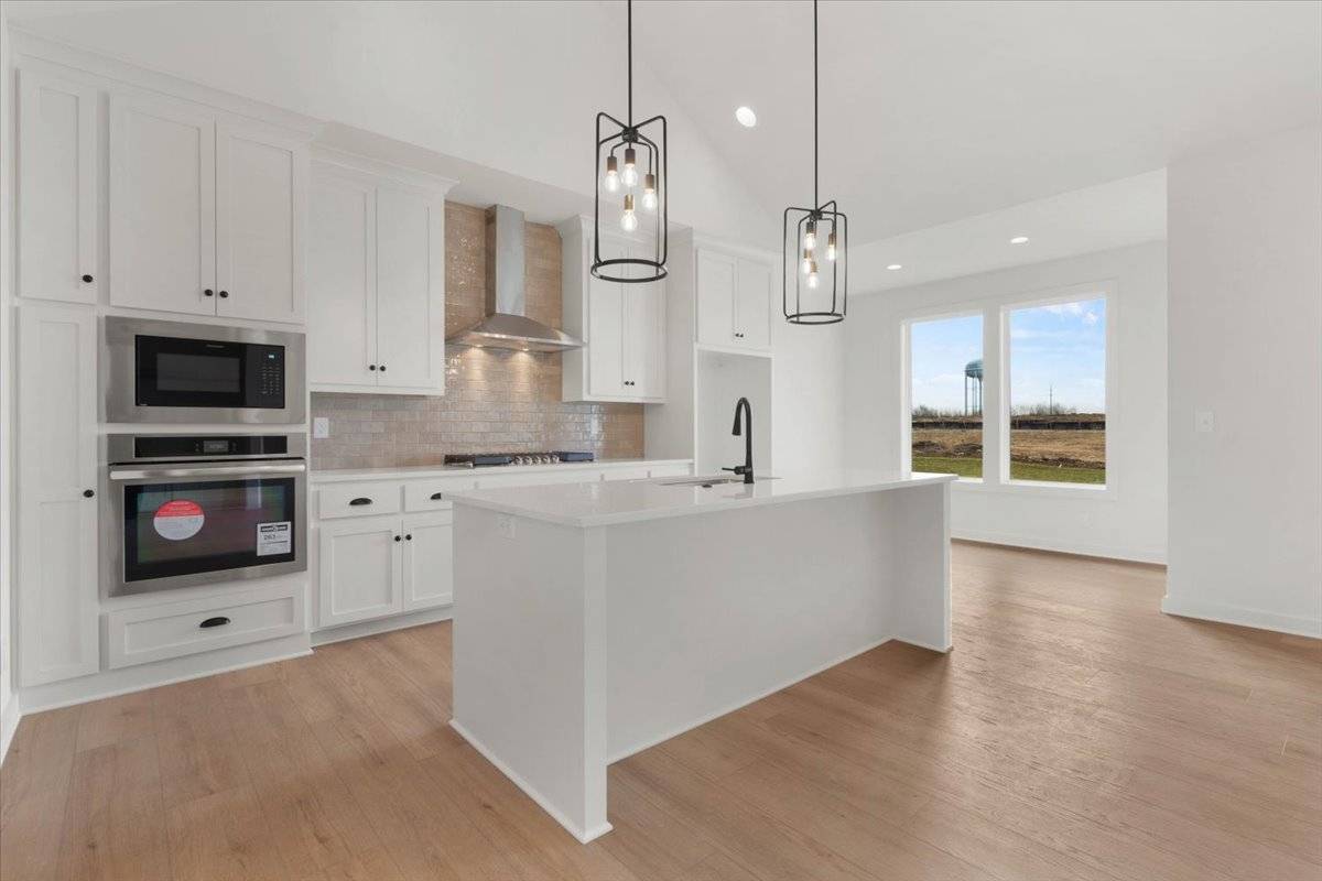 Roeser Homes — Villa - Attached
