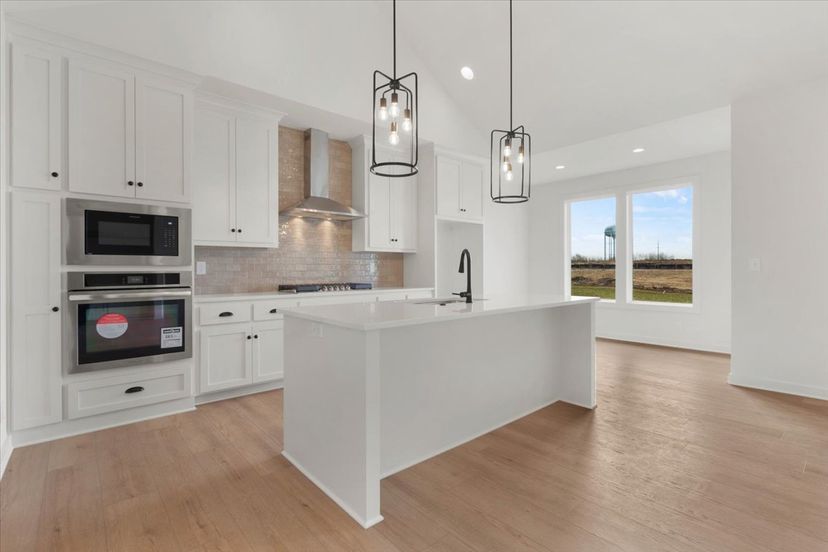 Roeser Homes — 4965 146th St