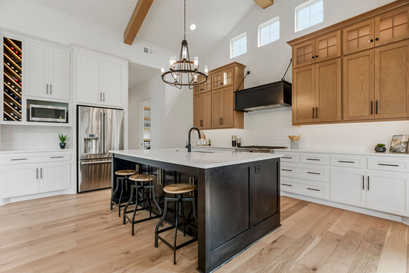 Roeser Homes — 17324 Nieman Rd