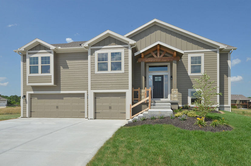 DCB Homes, LLC — 6024 NE 119th St