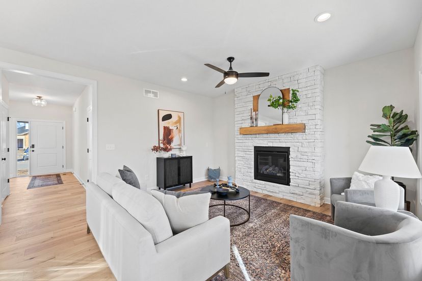 Shepard Homes — 20703 Emerald St