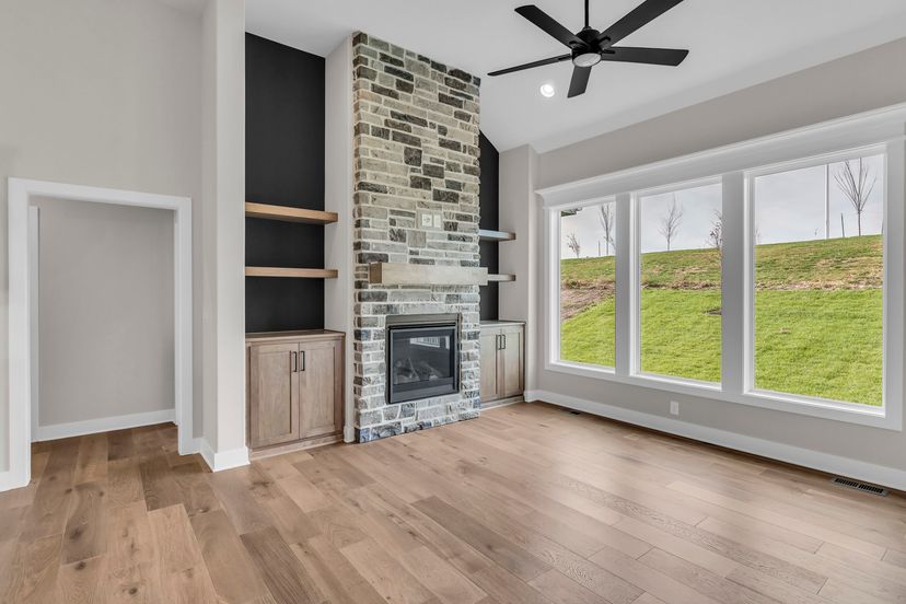 SAB Construction, LLC — 10616 N Bell St