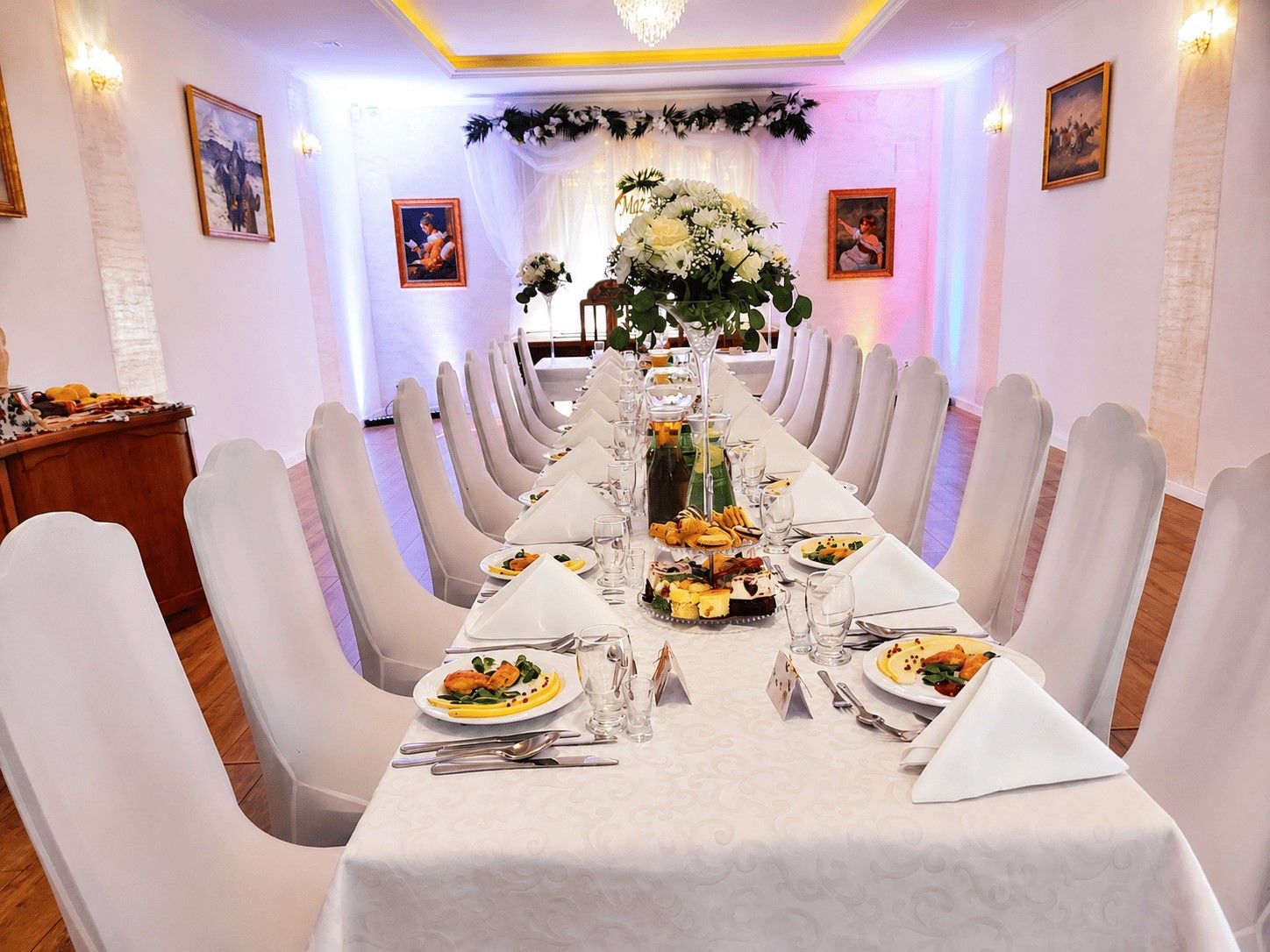  "Sala komunijna Piastun Krynica"