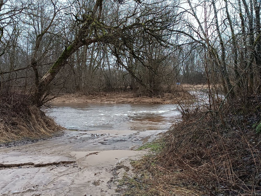 Nepravažiuojamas kelio ruožas Pagramantyje. /