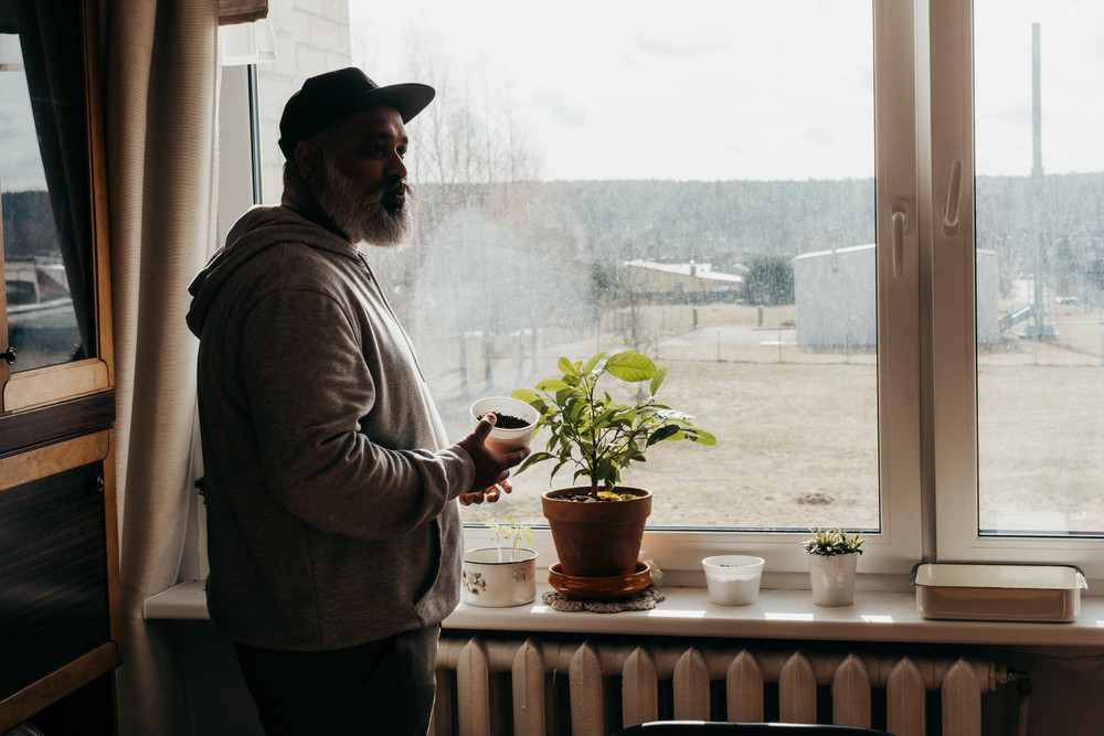 Daršanas kuria namus Pabradėje. /