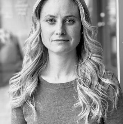 Alexandra Trogisch Headshot, Black & White