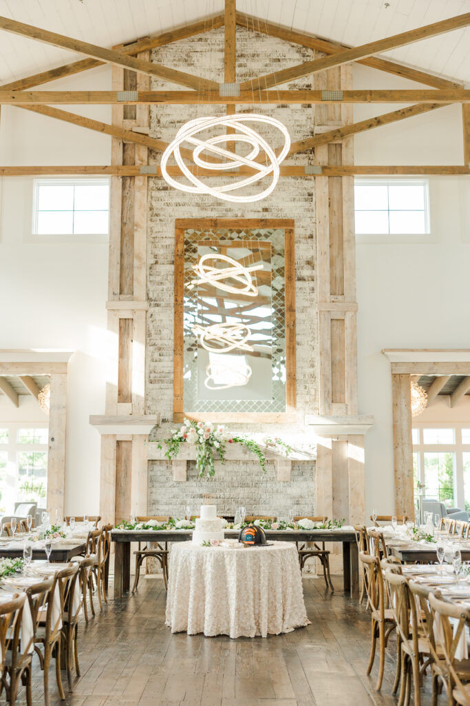 wedding cake at the farmhouse