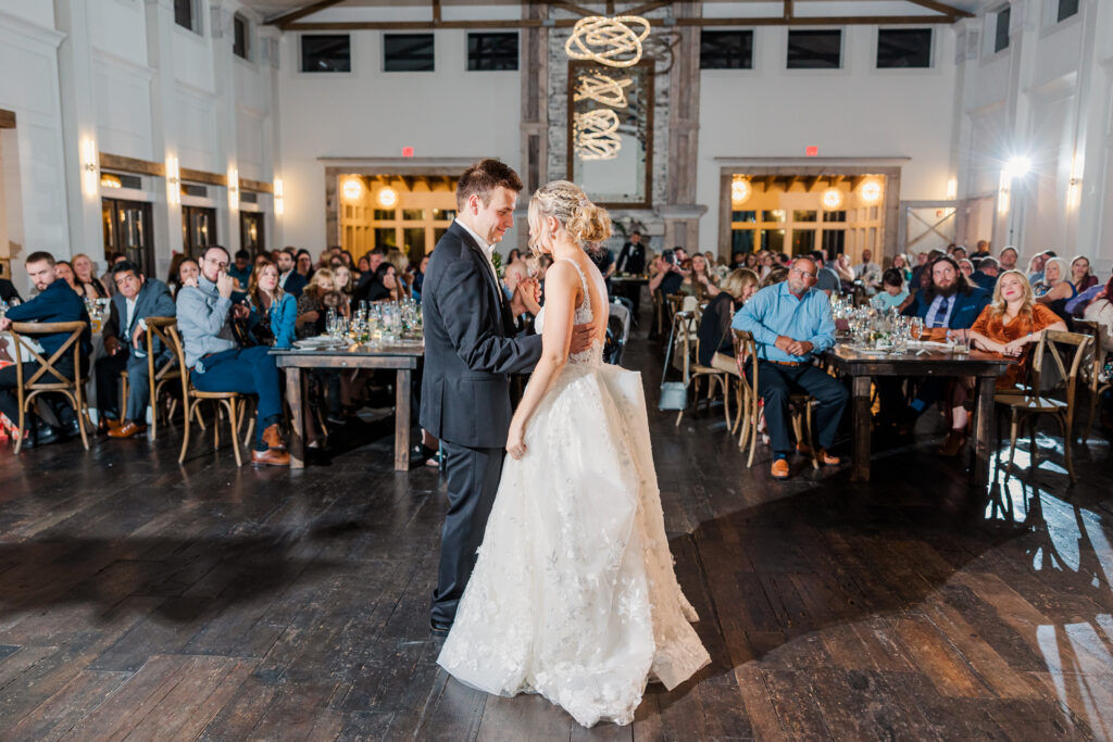 first dance at wedding