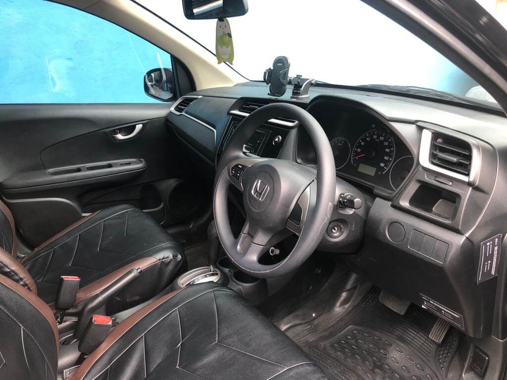 Sewa Mobil Brio