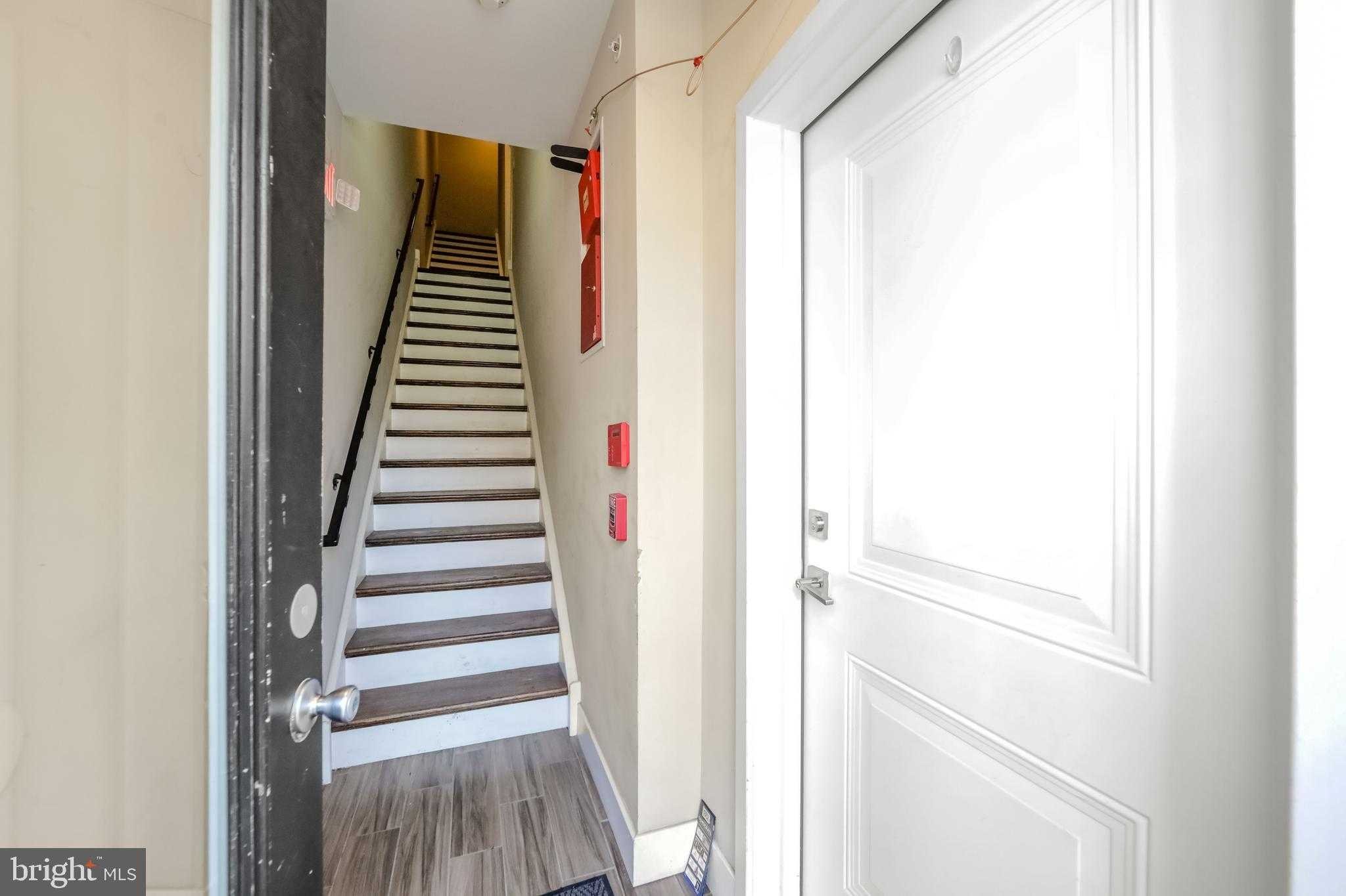 1223 N 25th St Apt A photo 23