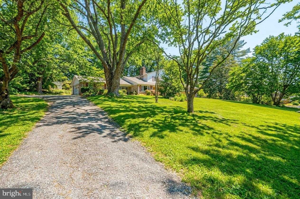 2705 Fallston Rd photo 2