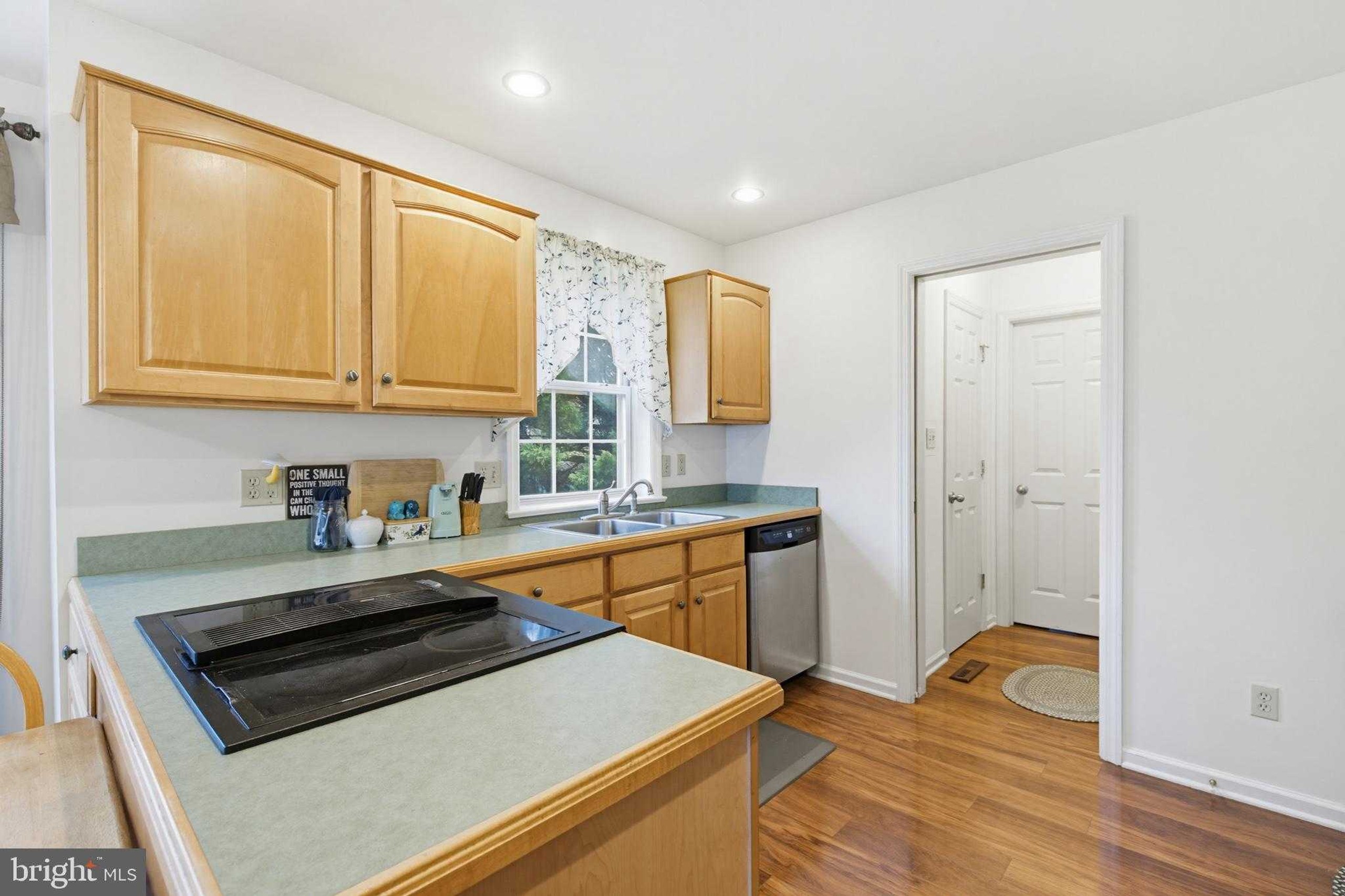 46 Stonewyck Hill Rd photo 14