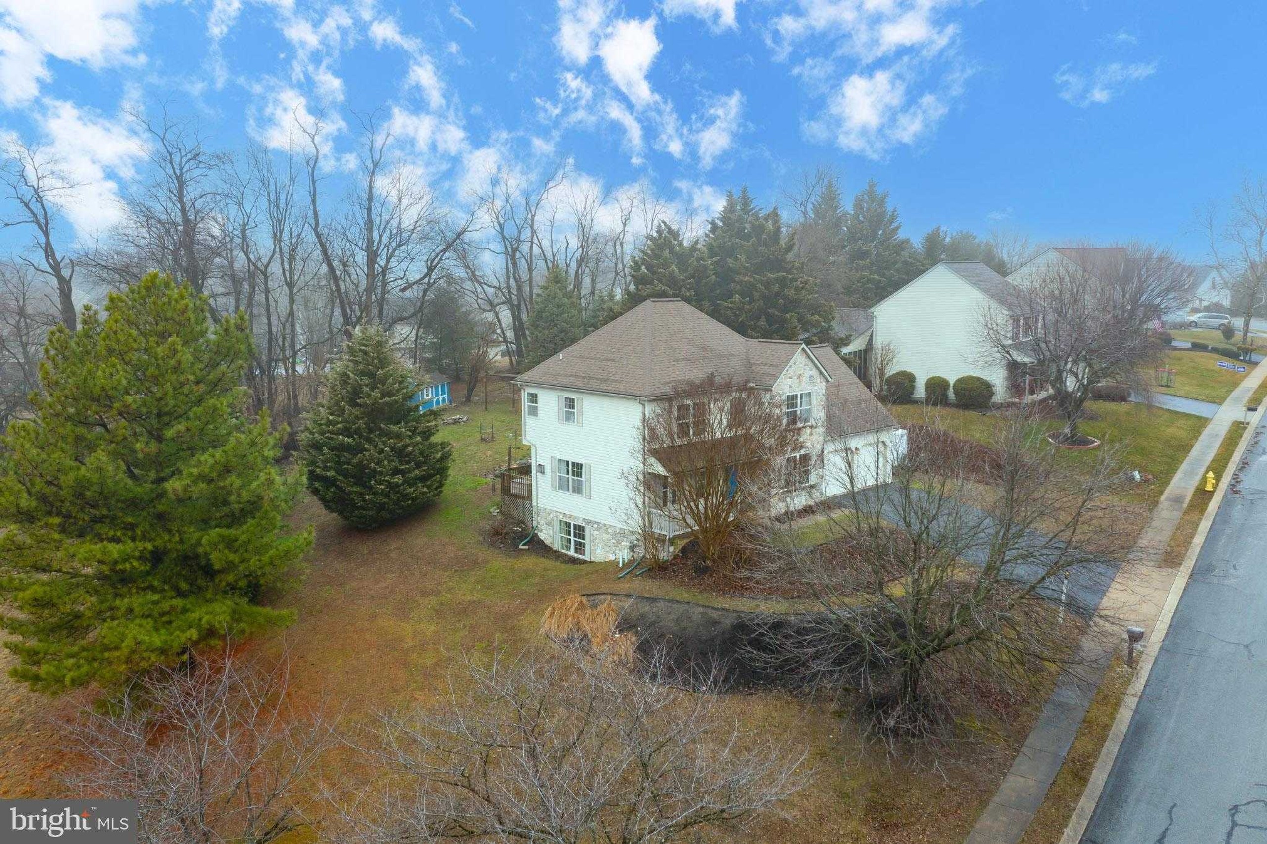 46 Stonewyck Hill Rd photo 2