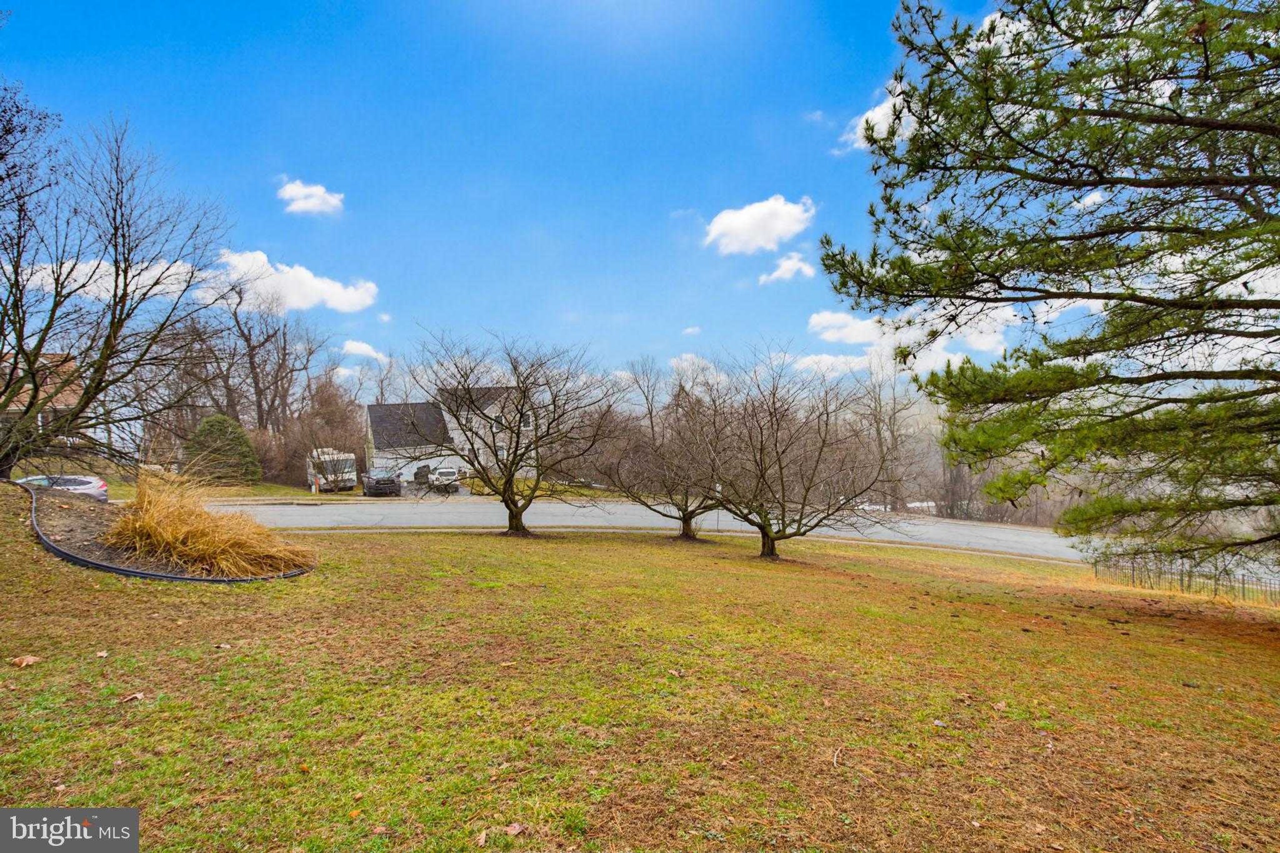 46 Stonewyck Hill Rd photo 36