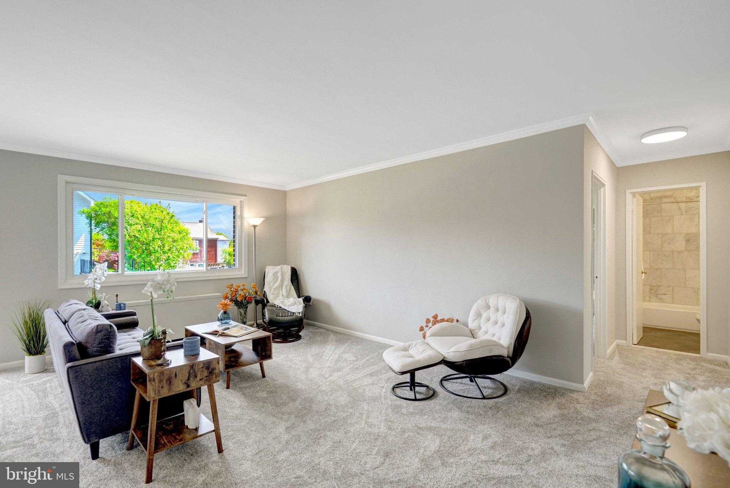 1830 Columbia Pike Apt 107 photo 30