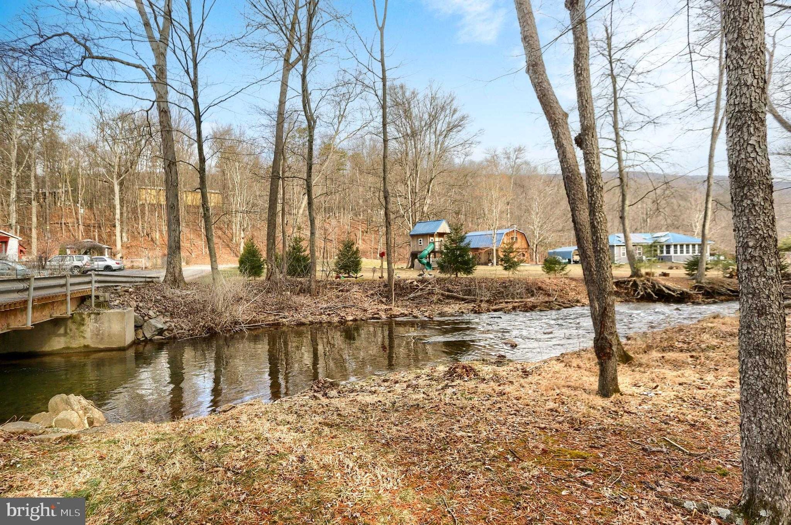 10 Spruce Tree Ln Off Shady Lane Off Mccabe Road photo 2