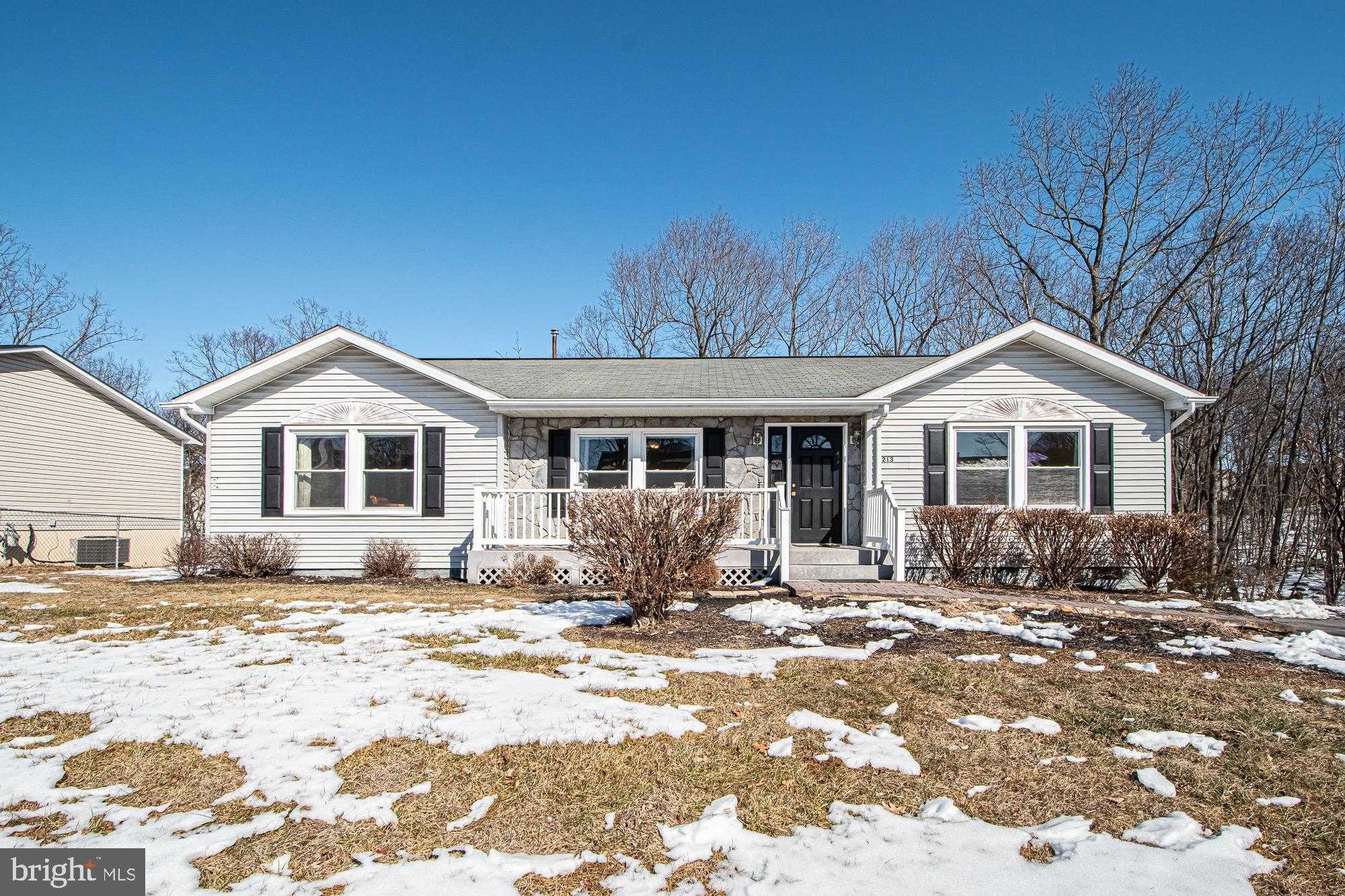 213 Woodrow Rd