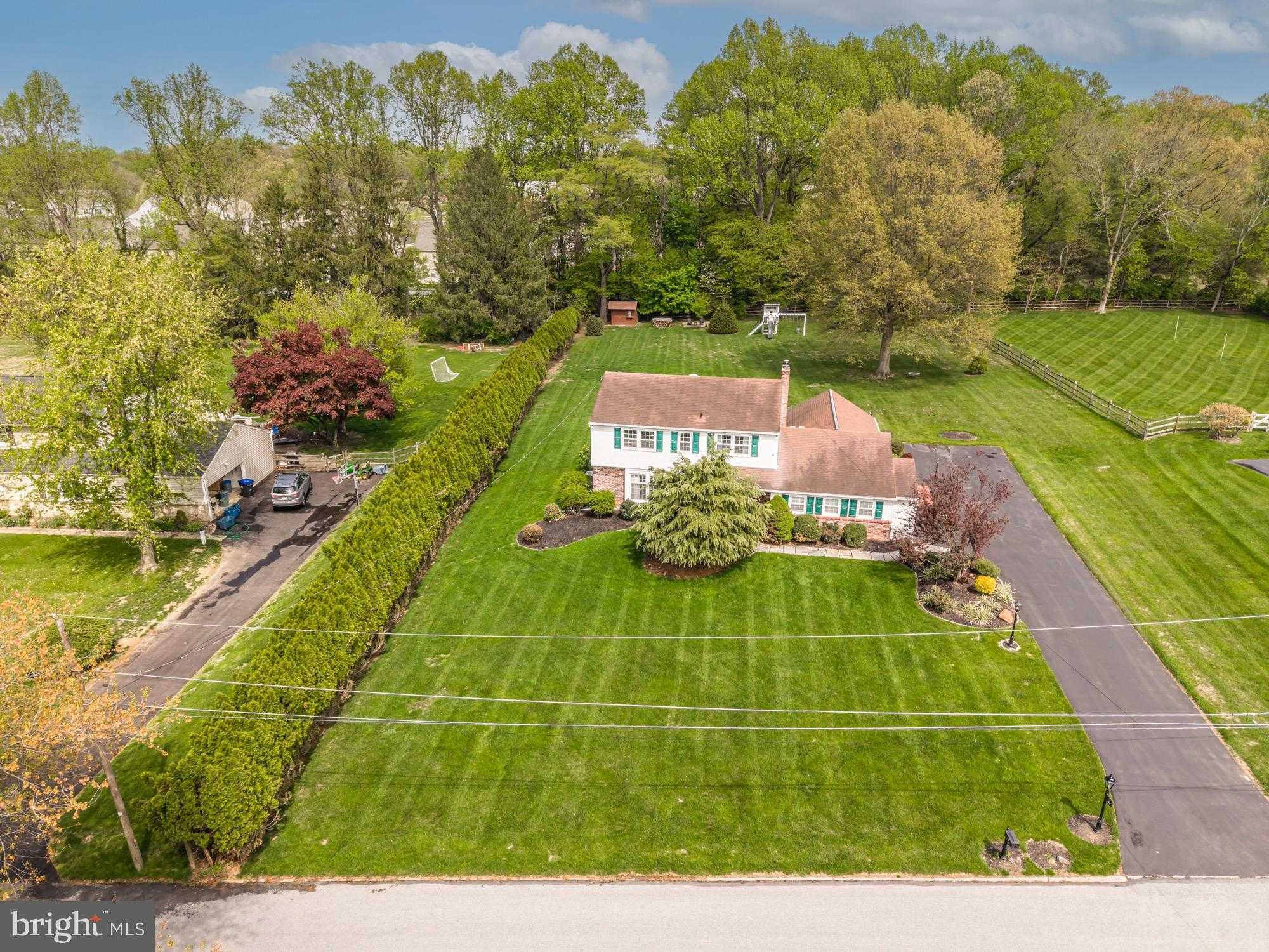 1411 Stallion Ln