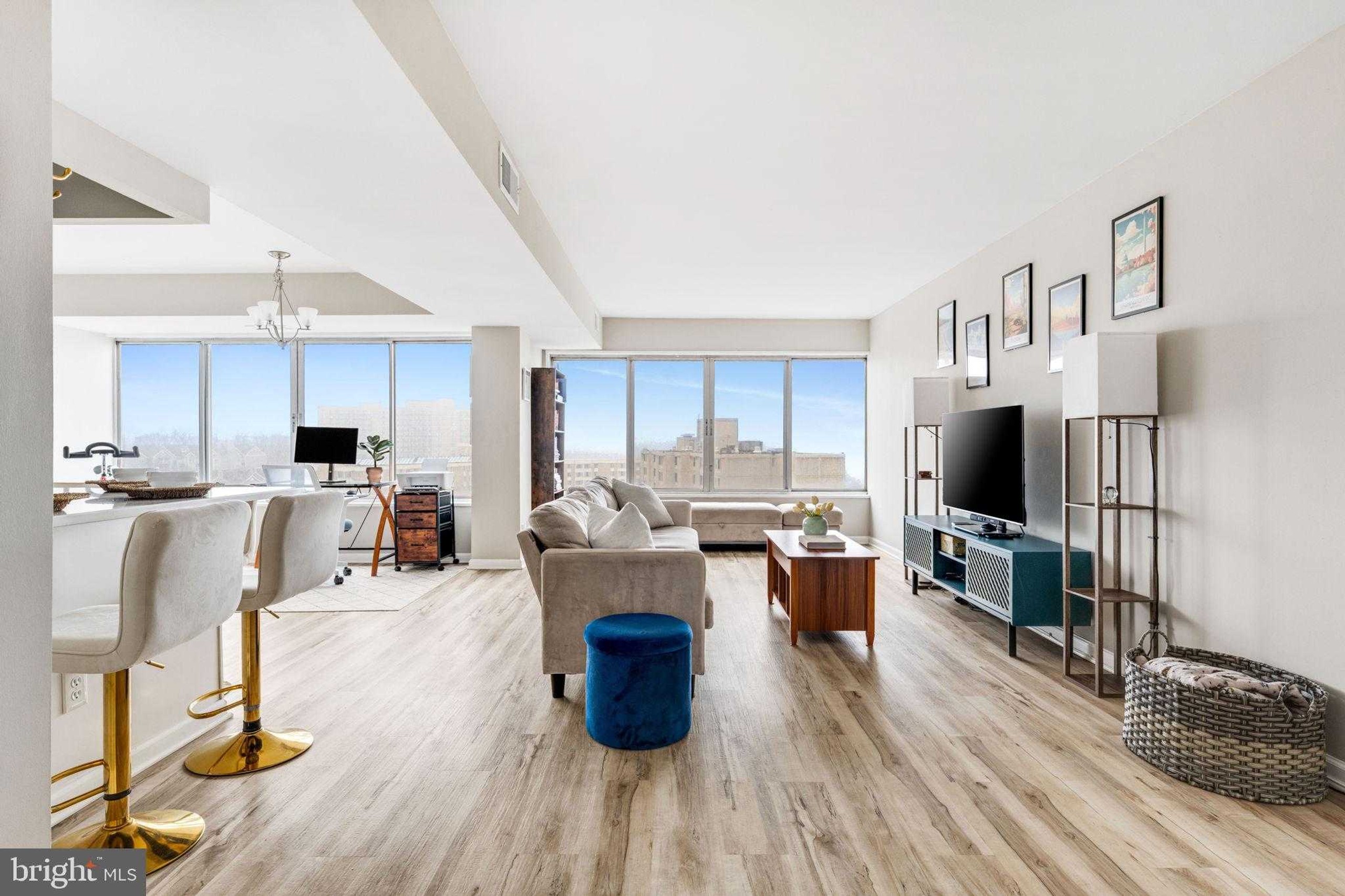 5340 Holmes Run Pkwy Unit 1407, Alexandria