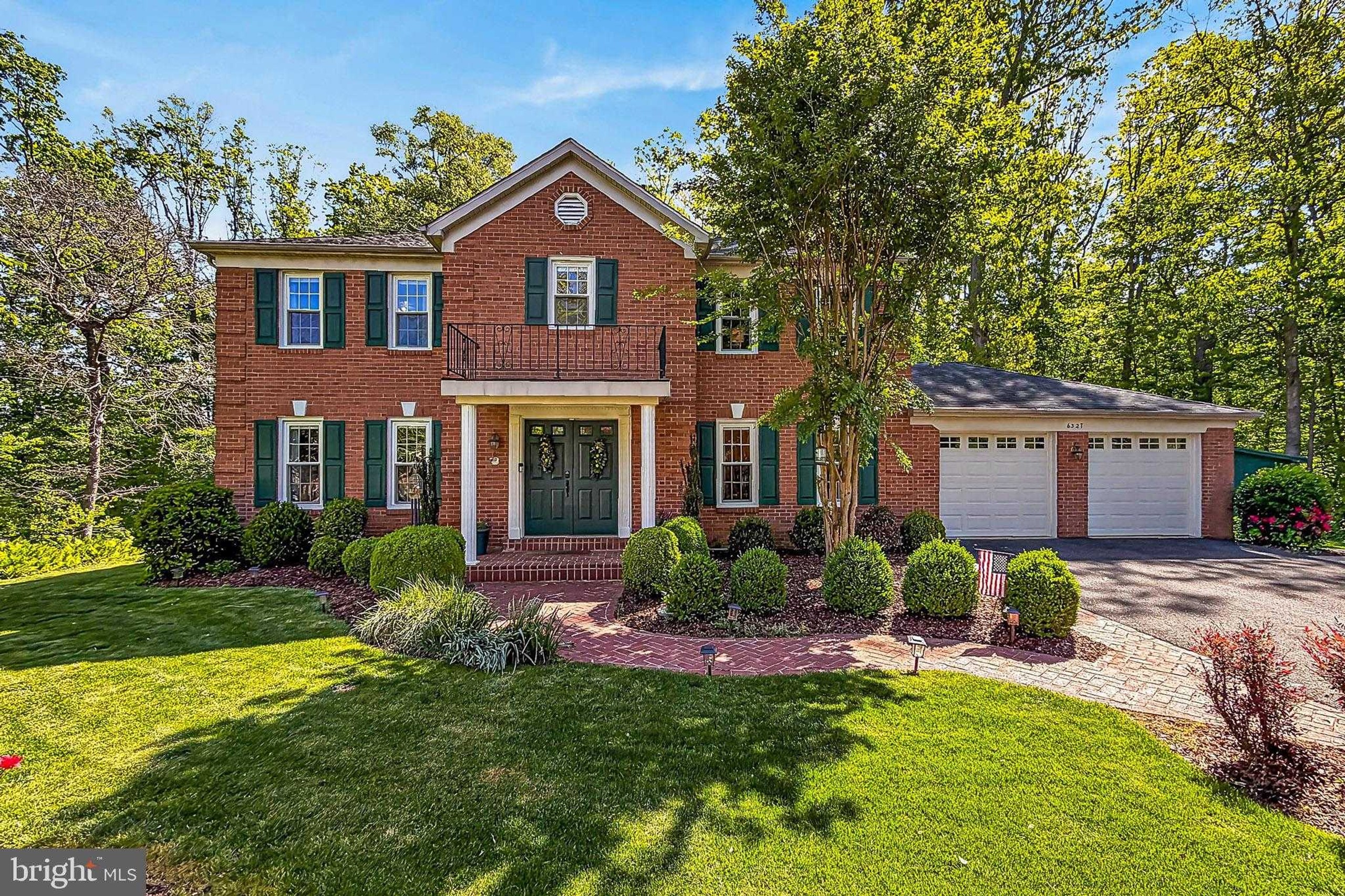 6327 Youngs Branch Dr, Fairfax Station