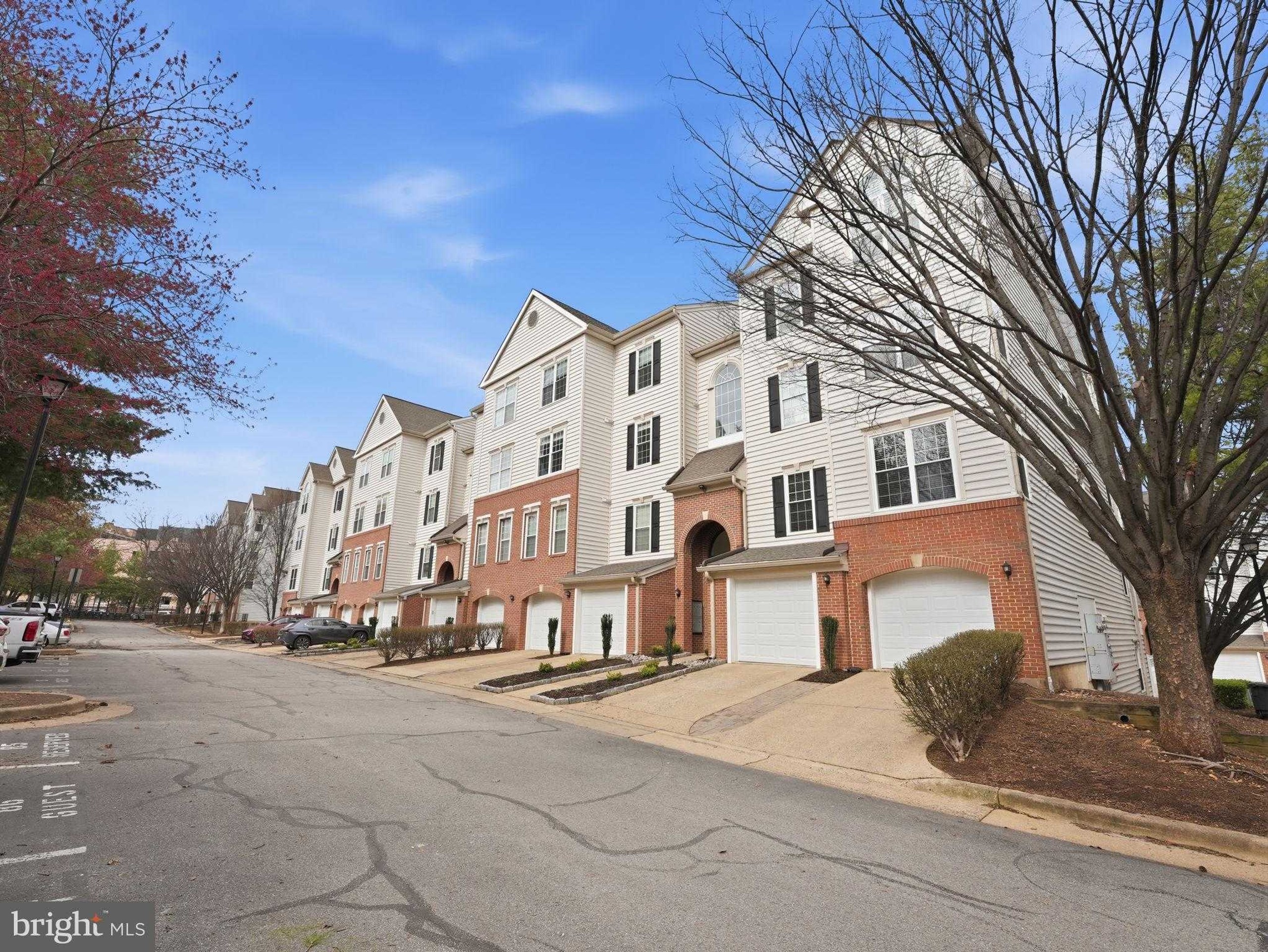 4667 Longstreet Ln Apt 205 photo 3