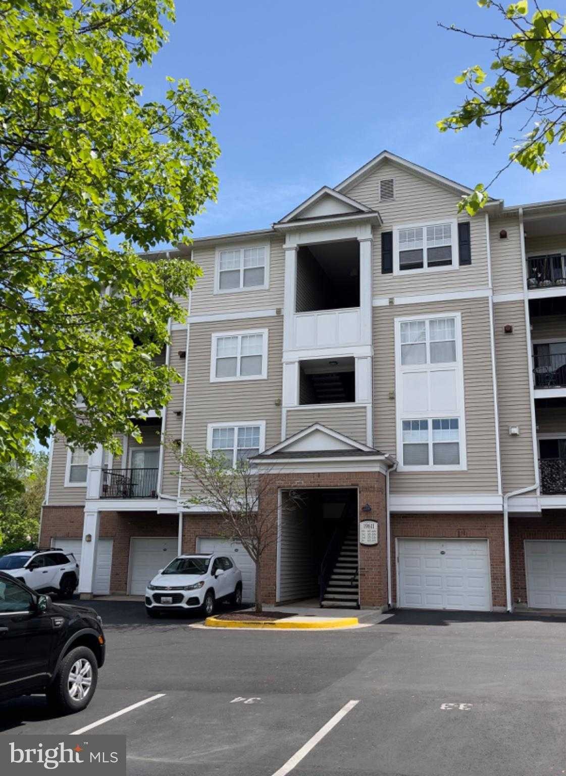 19611 Galway Bay Cir Apt 403, Germantown