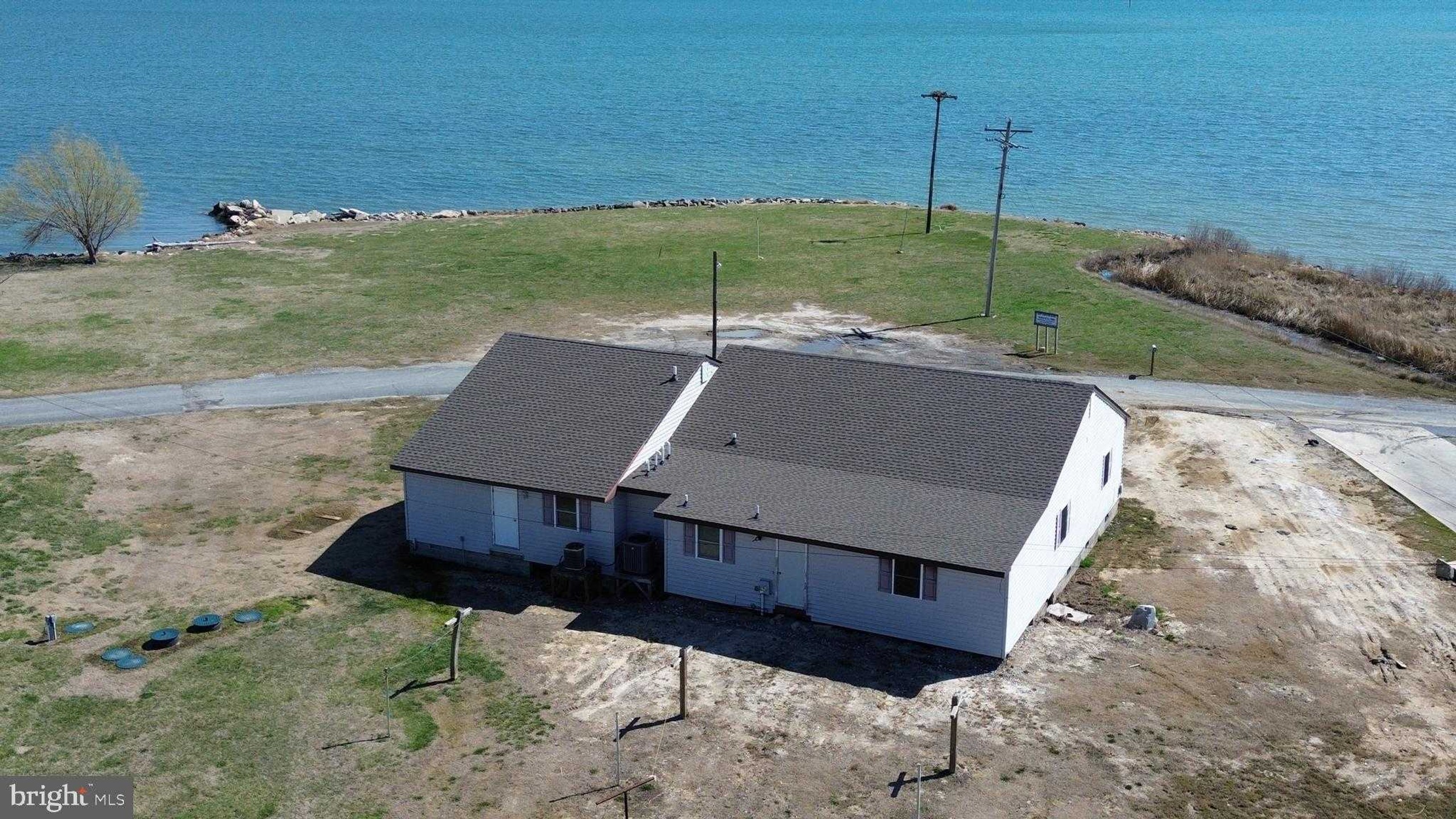 1625 Steamboat Wharf Rd photo 9