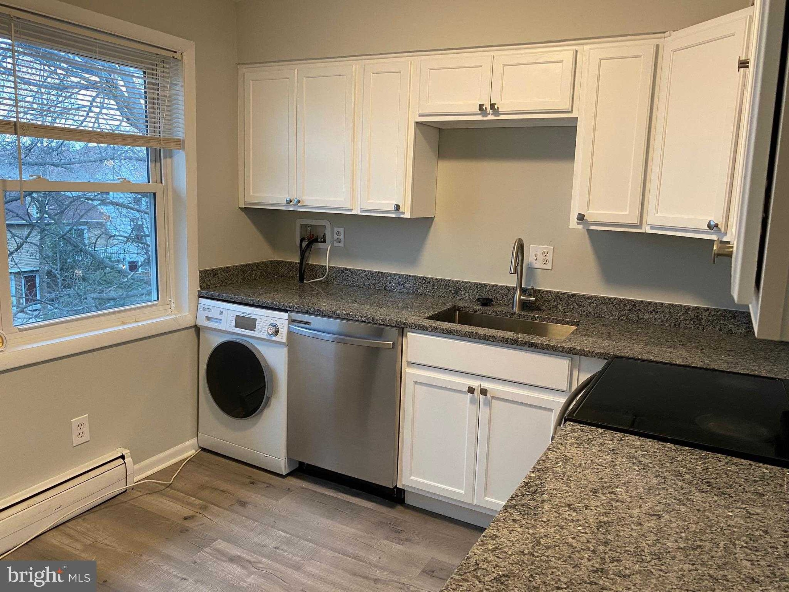 4256 Buckman Rd Apt 27, Alexandria