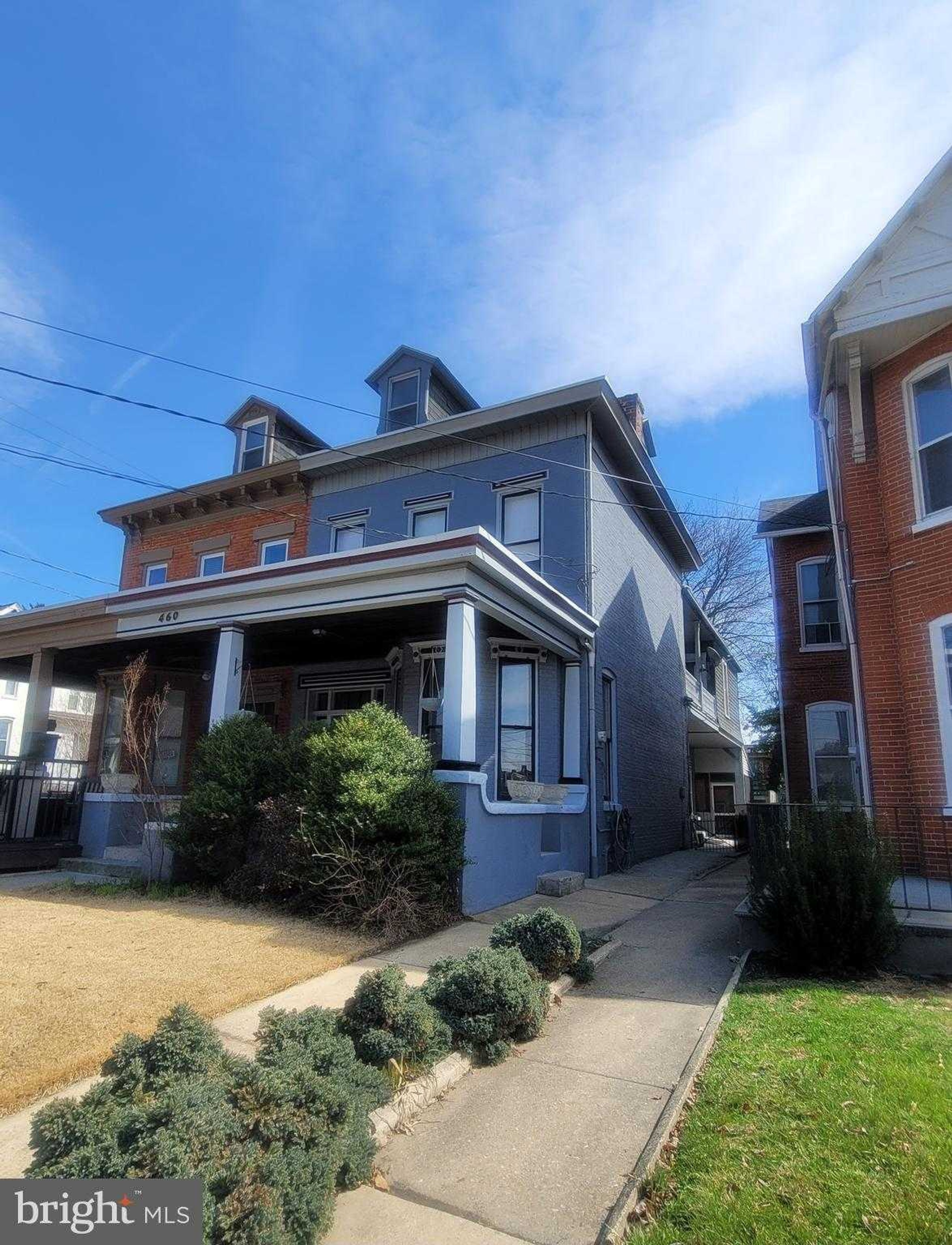460 Chestnut St, Columbia