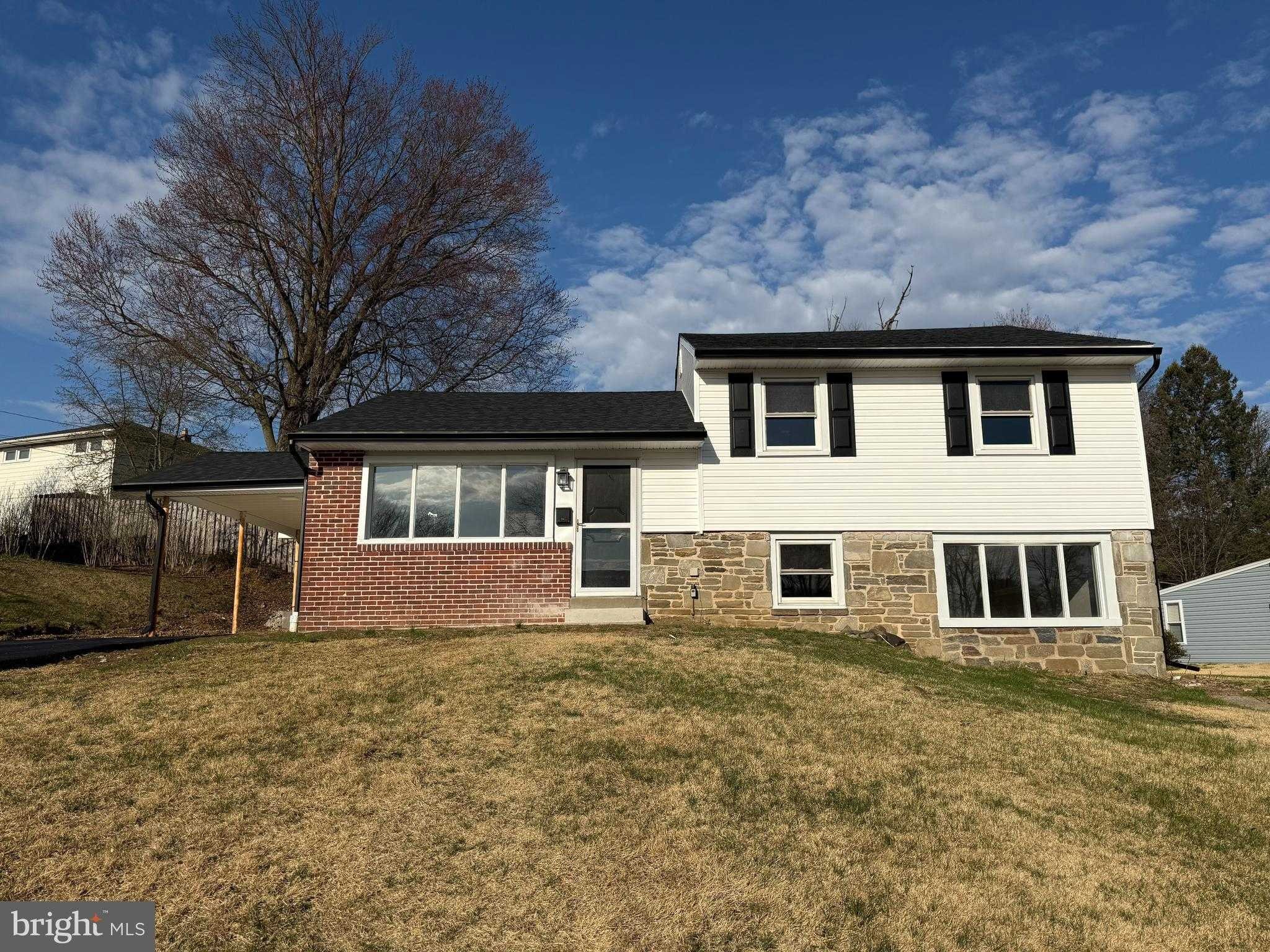 41 Dorset Dr, Broomall